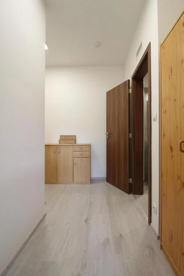 Cozy And Modern Apartment Near Brno City Center Tjekkiet