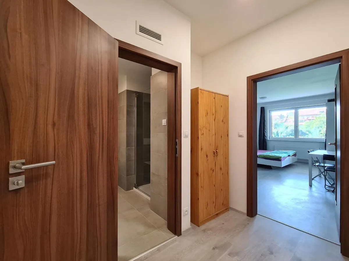 Cozy And Modern Apartment Near Brno City Center Tjekkiet