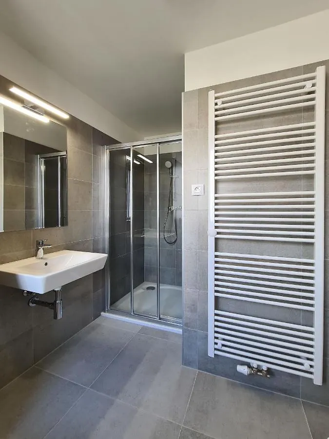 Cozy And Modern Apartment Near Brno City Center
